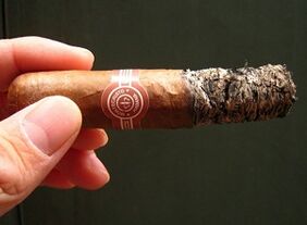 Navage of smoking cigars for health